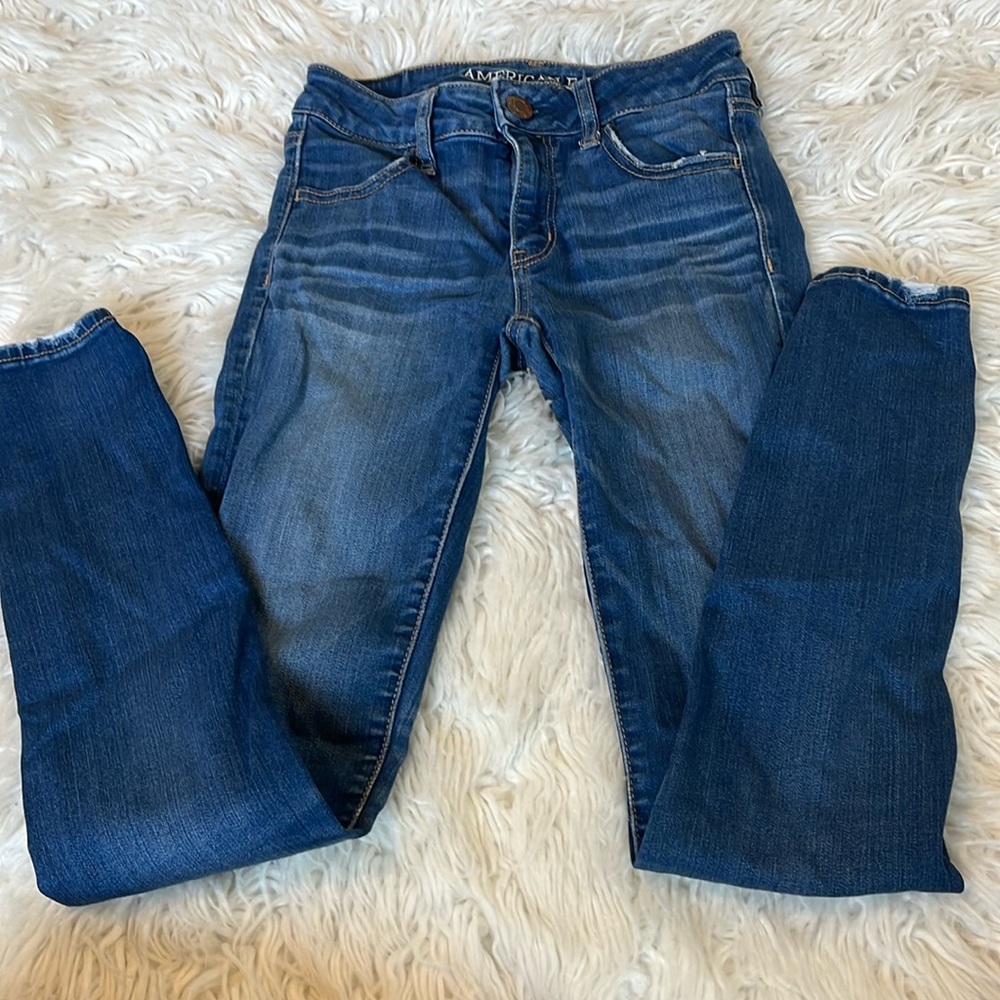 Dark blue American Eagle jeans for woman size 0.